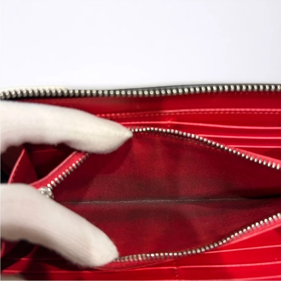 SOLD❤️ LOUBOUTIN Panettone Silver Spike Stud Patent Zip Wallet + Dust Bag & Box - Picture 9 of 10